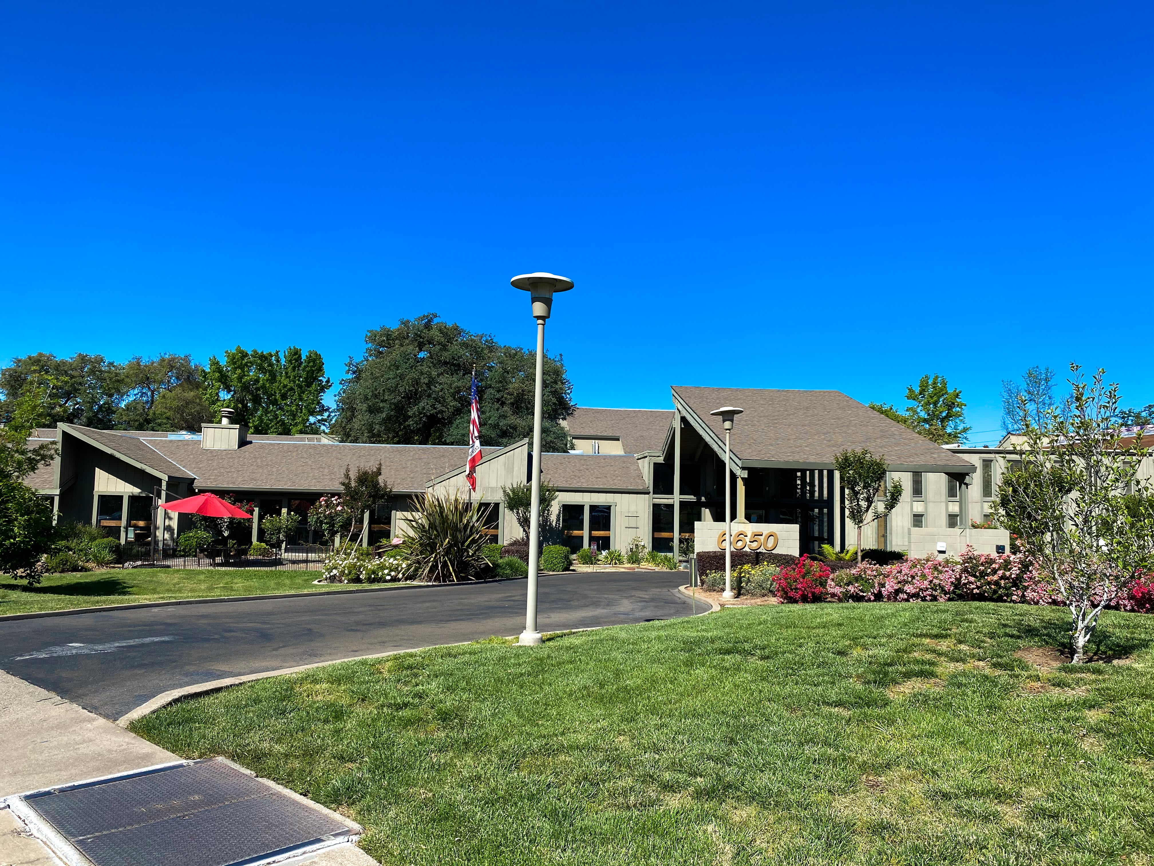 The Crest at Citrus Heights community exterior