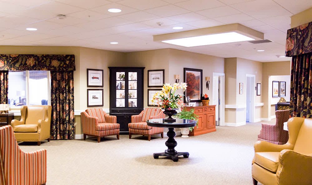 Hickory Hills Alzheimer's Special Care Center Lobby